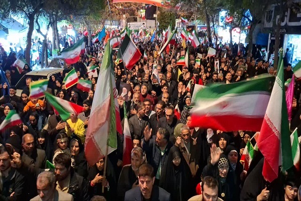 فیلم/ خروش مردم خراسان شمالی در چهل و یکمین شب از شهادت رهبر شهید