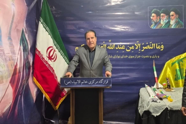 کرمی: ملت ایران در مقابل آمریکا کوتاه نخواهد آمد