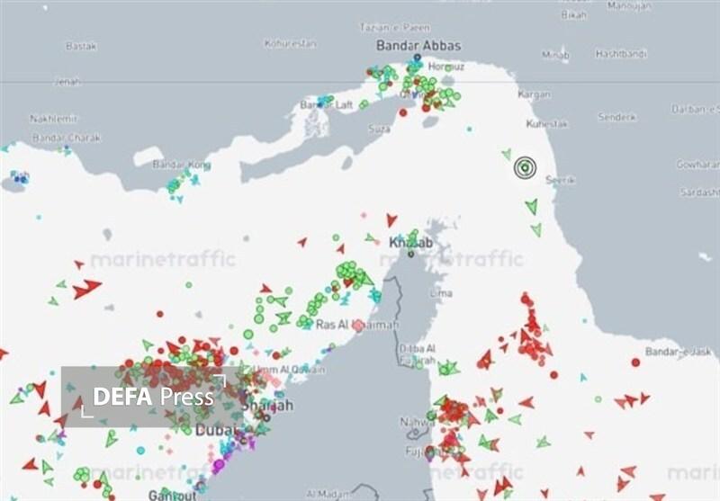 مذاکرات میان ایران و طرف آمریکایی در اسلام‌آباد آغاز شد/ بازگشت ناوشکن آمریکایی از تنگهٔ هرمز با هشدار قاطع ایران