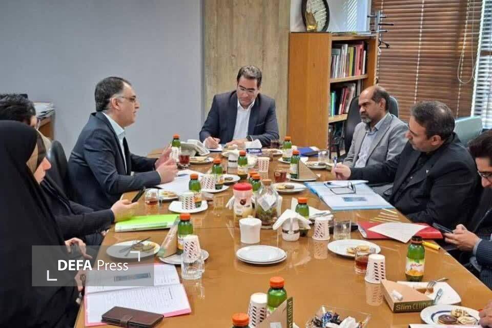 تمبر یادبود «شهدای دبستان شجره‌طیبه» میناب چاپ می شود