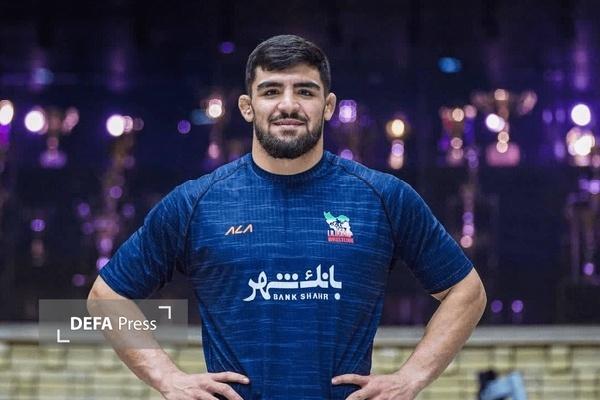 محمدمبین عظیمی کشتیگیر کردستانی در مسابقات آسیایی تاریخساز شد محمدمبین عظیمی کشتیگیر کردستانی در مسابقات آسیایی تاریخساز شد