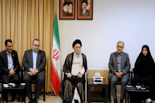 اعلام آمادگی آیت‌الله نورمفیدی برای نوسازی یک مدرسه در خمین