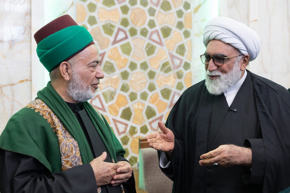 تصاویر/ دیدار خدام عتبه حسینی با تولیت آستان قدس رضوی