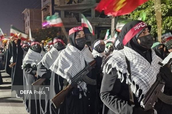 رژه اقتدار بانوان جویباری در چهلمین و دومین شب حمایت از نیروهای مسلح + تصاویر