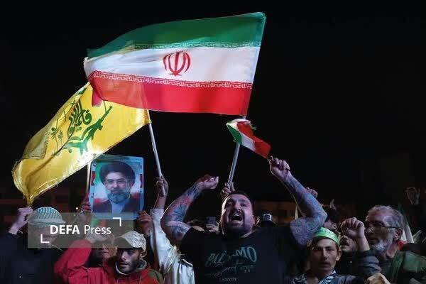 دست برتر ایران و پرچم فاطمیون در قاب رسانه بریتانیایی دست برتر ایران و پرچم فاطمیون در قاب رسانه بریتانیایی