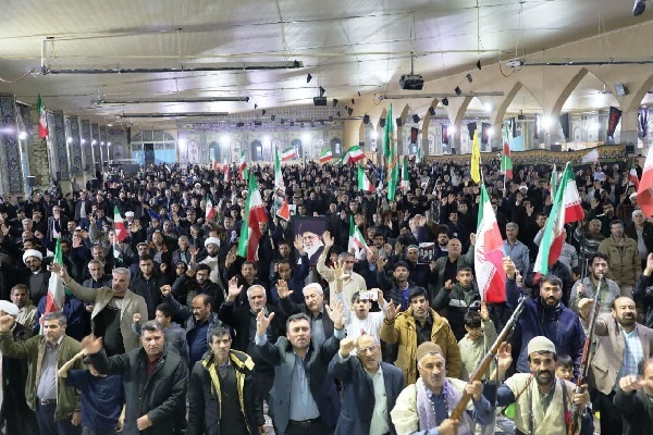 تصاویر/ تجمع مردم انقلابی یاسوج در شب چهل و سوم تجمع خونخواهی رهبر شهید انقلاب