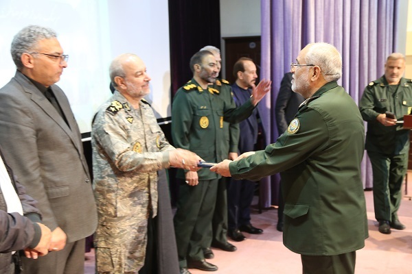 فیلم/ مشاور فرمانده سپاه روح الله استان مرکزی در امور جنگ سخت ونرم منصوب شد