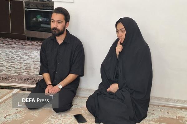 حضور در کنار خانواده شهدا، تکلیف مهمی برای مسئولان است