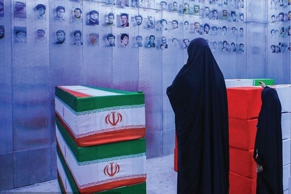 نصب پلاک ۱۸‌ هزار شهید خراسان‌ رضوی در مجموعه فرهنگی معراج شهدای مشهد