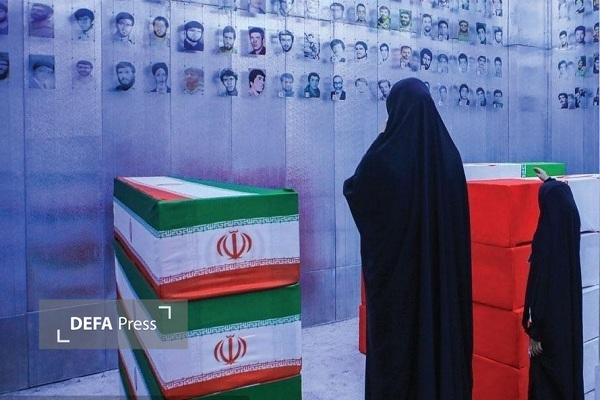 نصب پلاک ۱۸هزار شهید خراسانرضوی در معراج شهدای مشهد نصب پلاک ۱۸هزار شهید خراسانرضوی در معراج شهدای مشهد