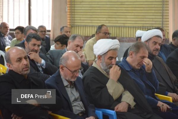 خانواده کمیته امداد قزوین در سوگ رهبر شهید و شهدای جنگ رمضان نشست