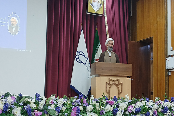 حجت الاسلام عباسی: دشمنی آمریکا با ایران ریشه در «استقلال‌طلبی» ملت دارد