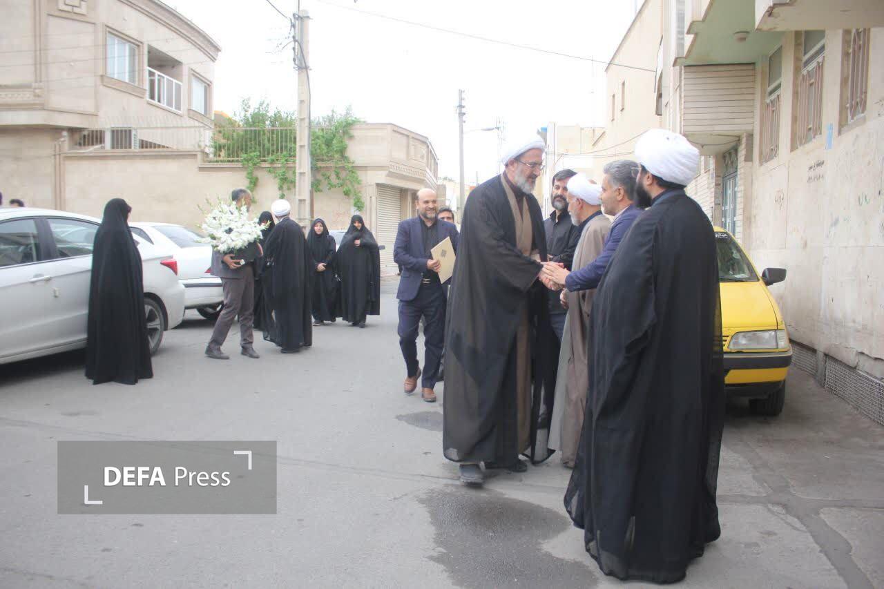 رئیس دانشگاه قم: واژه شهادت در فرهنگ انقلاب اسلامی ایران بی بدیل است رئیس دانشگاه قم: واژه شهادت در فرهنگ انقلاب اسلامی ایران بی بدیل است