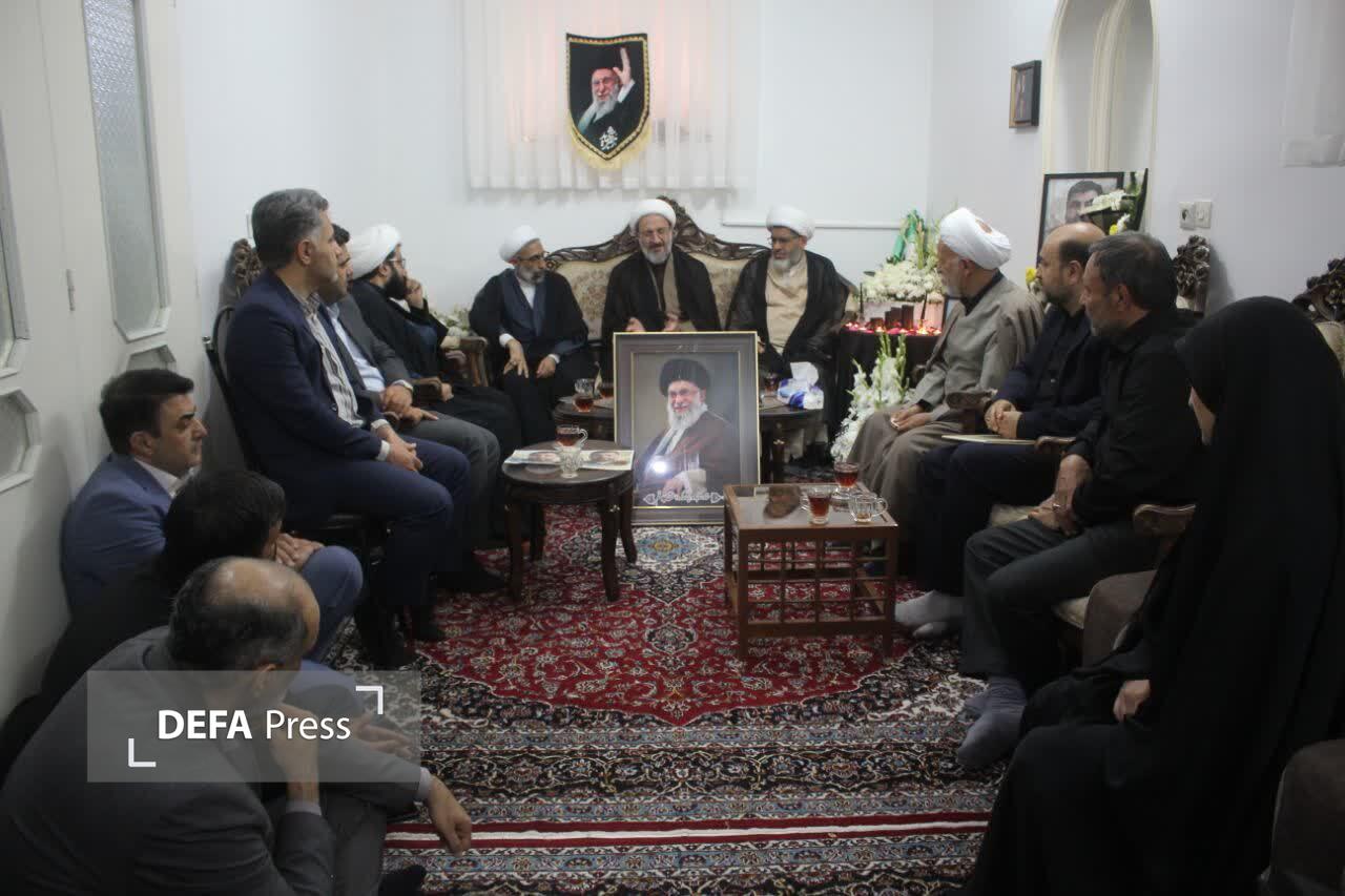 رئیس دانشگاه قم: واژه شهادت در فرهنگ انقلاب اسلامی ایران بی بدیل است رئیس دانشگاه قم: واژه شهادت در فرهنگ انقلاب اسلامی ایران بی بدیل است