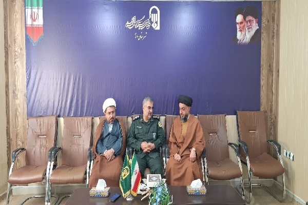 دیدار مدیرکل حفظ آثار دفاع مقدس کهگیلویه و بویراحمد با امام جمعه شهرستان دنا+ تصاویر
