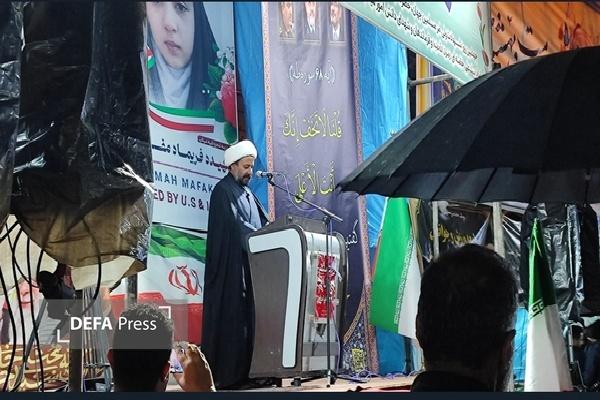 مکتب امام صادق (ع) الگویی برای مقابله با طاغوت است