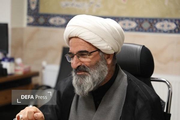 ذکر خدا زمینهساز دوری از گناه و معصیت است ذکر خدا زمینهساز دوری از گناه و معصیت است