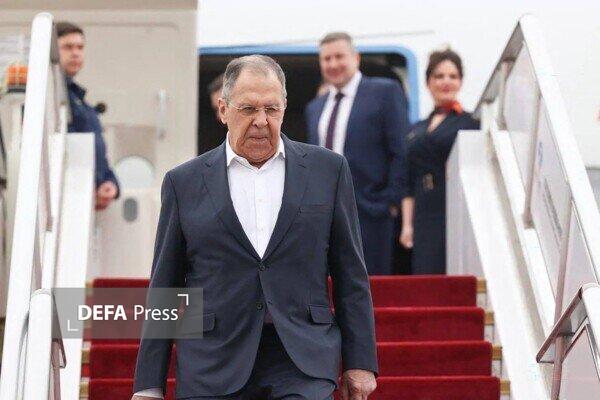 وزیر خارجه روسیه وارد چین شد وزیر خارجه روسیه وارد چین شد