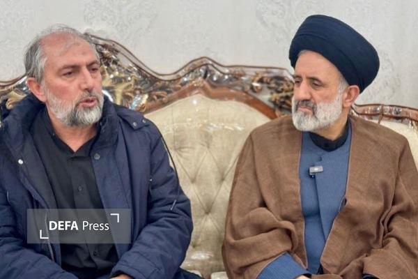 دیدار نماینده ولیفقیه در بنیاد شهید و امورایثارگران با خانواده شهیدان «محمدی »در همدان دیدار نماینده ولیفقیه در بنیاد شهید و امورایثارگران با خانواده شهیدان «محمدی »در همدان