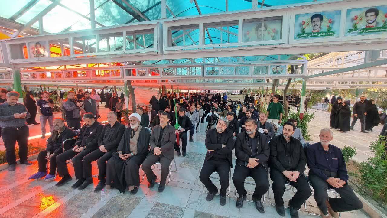 تصاویر/ گرامیداشت هفته هنر انقلاب اسلامی در قم