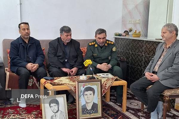 دیدار با خانواده ۴ شهید اردبیلی در روستای باروق + تصاویر دیدار با خانواده ۴ شهید اردبیلی در روستای باروق + تصاویر