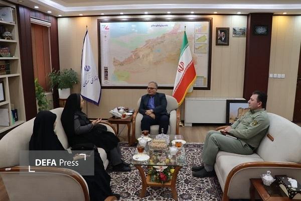 فرماندار سمنان: کمبود نیروی محیط زیست باید جبران شود / تشدید پایش واحد‌های آلاینده