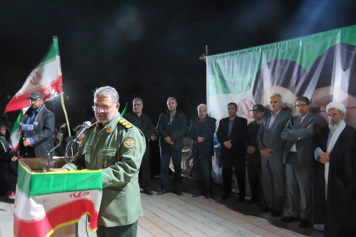 سرهنگ جوان: حضور اثرگذار مردم در مقاطع مختلف تاریخ انقلاب اسلامی معادلات جهانی را برهم زده است