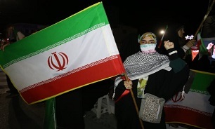 تصاویر / چهل و هفتمین شب حضور مردم در خیابان‌ها و میدان‌های شهر اصفهان