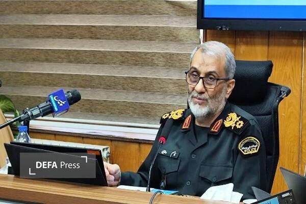 جمهوری اسلامی به تنهایی مقابل استکبار ایستاده است