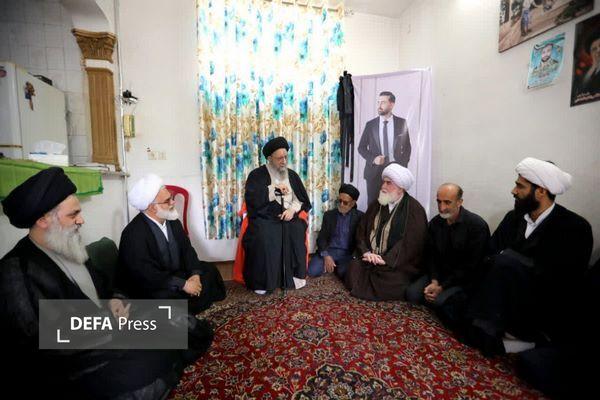 دیدار آیت‌الله نورمفیدی با خانواده شهید سیدالنگی در کردکوی