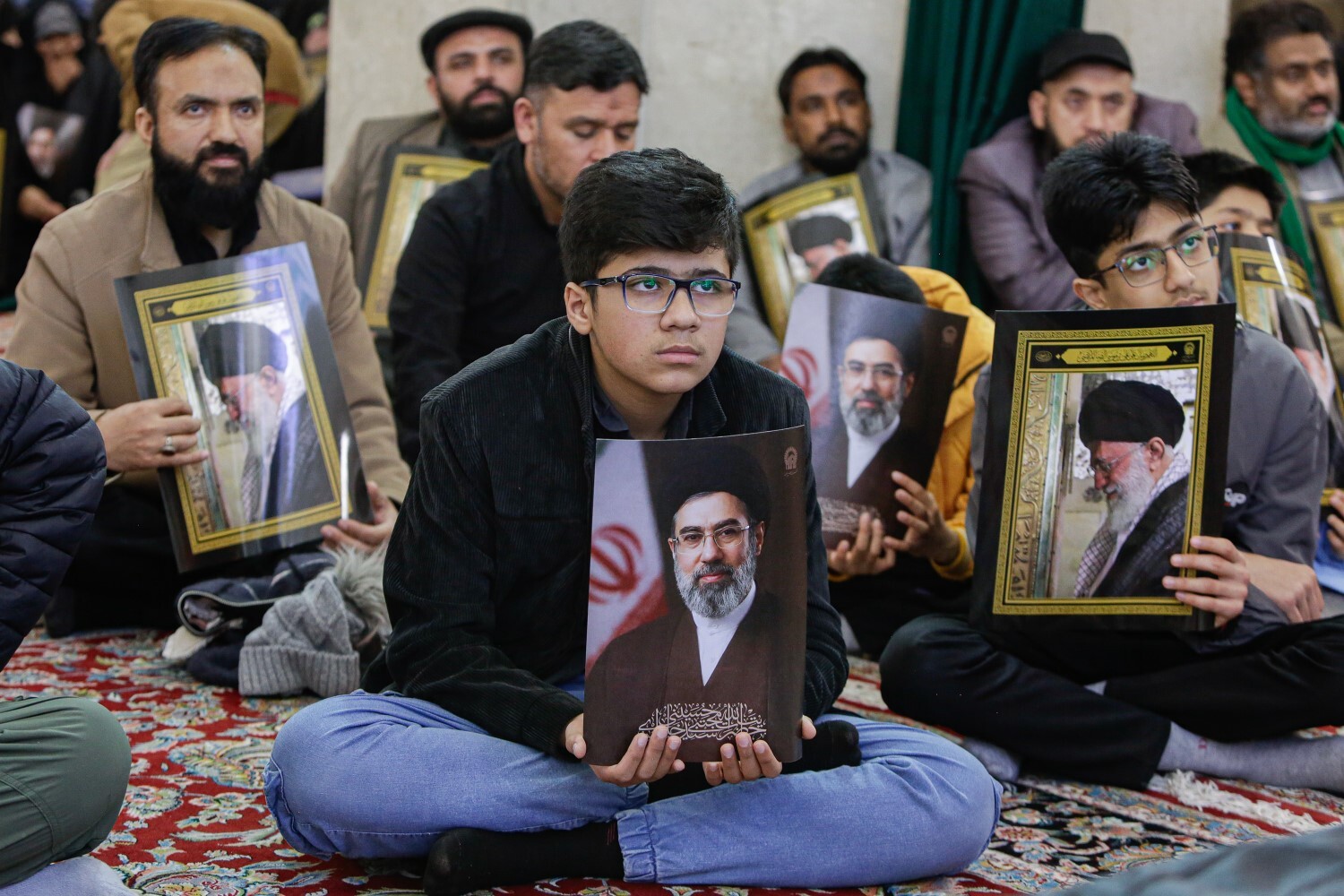 تصاویر/ مجلس زائران اردو زبان در عزای رهبر شهید انقلاب