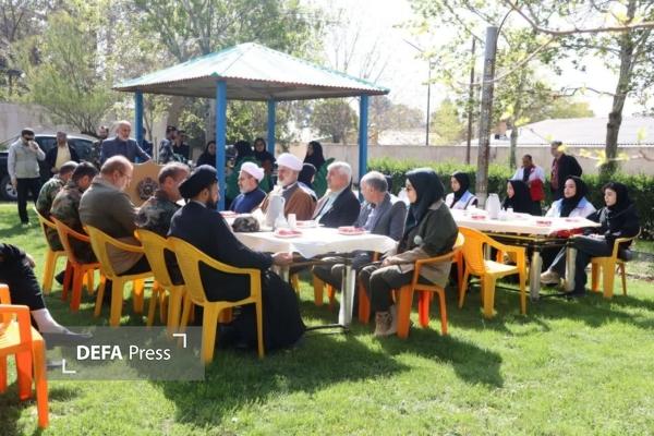 آئین درختکاری به مناسبت روز ارتش در لشکر ۱۶ زرهی قزوین برگزار شد
