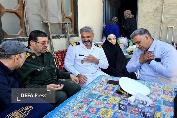 دیدار مدیرکل حفظ آثار و نشر ارزش‌های دفاع مقدس و مقاومت مازندران با جانباز ناوشکن دنا+ تصاویر