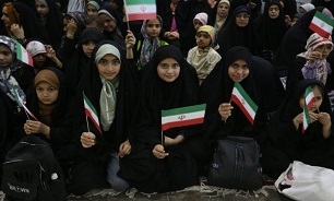 تصاویر/  تجدید بیعت مادران و دختران اصفهانی با رهبر انقلاب