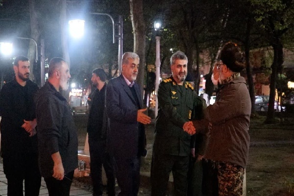 مقاومت و ایستادگی، راهبرد نهایی ملت ایران در برابر جنگ تحمیلی است مقاومت و ایستادگی، راهبرد نهایی ملت ایران در برابر جنگ تحمیلی است