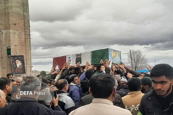 مراسم تشییع باشکوه شهید «حسین جهانشاهی» در بردسیر برگزار شد مراسم تشییع باشکوه شهید «حسین جهانشاهی» در بردسیر برگزار شد