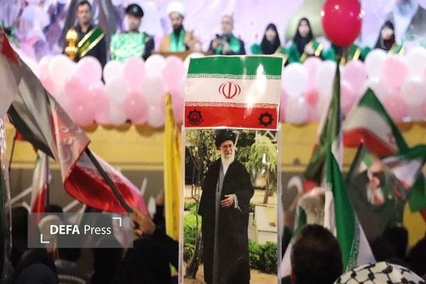 ملت ایران از حق غنی‌سازی، توان موشکی و خطوط قرمز نظام عقب‌نشینی نخواهد کرد