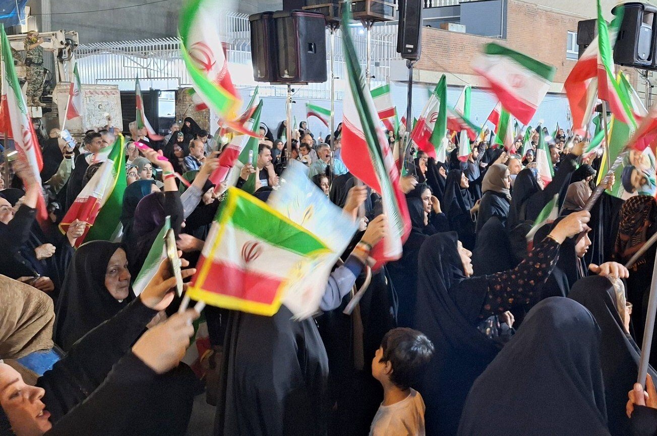 فیلم/ اجتماع دختران ایران امام رضا (ع) در اهواز