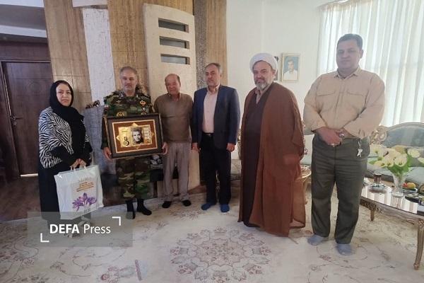 امیر اکبری: پایبندی نیرو‌های مسلح به آرمان‌های شهدا از عوامل حفظ ثبات و اقتدار نظام اسلامی است