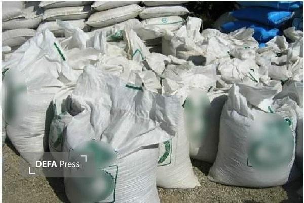 کشف بیش از ۳ تن کود شیمیایی فاقد مجوز در میامی