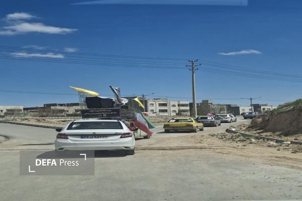 حماسه حضور خونخواهان رهبر شهید در یادمان شهید گمنام موزه دفاع مقدس و مقاومت خراسان شمالی + تصاویر