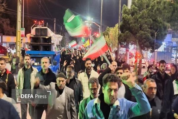 اجتماع پرشور مردم تاکستان در جوار شهید گمنام برگزار می‌شود