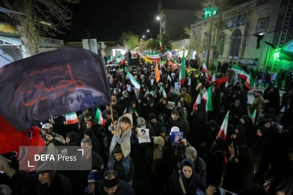 راهپیمایی حماسی مردم قزوین در حمایت از صنعت برق برگزار شد