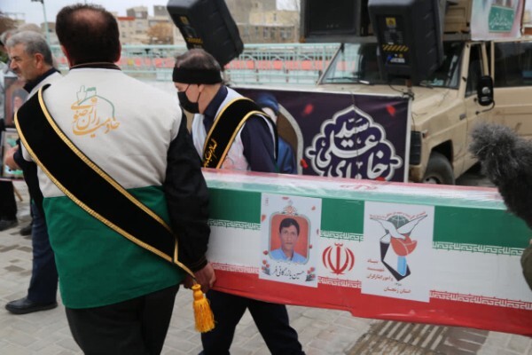 تصاویر/ تشییع پیکر شهید «حسین بازرگانی‌فر» در زنجان