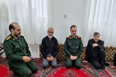 دیدار فرمانده سپاه قدس گیلان با خانواده شهدای جنگ رمضان در صومعه‌سرا