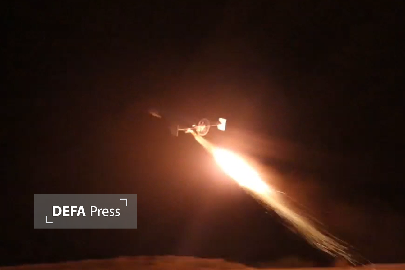 اجرای موج ۸۲ عملیات وعده صادق ۴/ انهدام آشیانه هواپیمای جاسوسی «p ۸» و سایت لجستیک دفاعی آمریکا