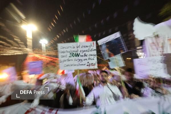 مازندران یکصدا و هم نوا در حمایت از رهبر انقلاب و نیروهای مسلح مازندران یکصدا و هم نوا در حمایت از رهبر انقلاب و نیروهای مسلح