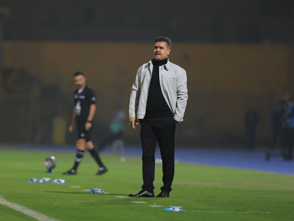 مربی فوتبال: حملات دشمن به اماکن ورزشی و بیمارستان‌ها جنایت جنگی است