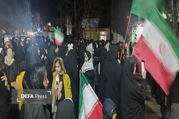 تجمعات شبانه مردم رومشکان+ عکس تجمعات شبانه مردم رومشکان+ عکس