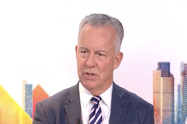 افسر سابق انگلیس: آمریکا بیش از ایران به توافق نیاز دارد /ضربالاجلهای ترامپ اعتبار ندارد افسر سابق انگلیس: آمریکا بیش از ایران به توافق نیاز دارد /ضربالاجلهای ترامپ اعتبار ندارد